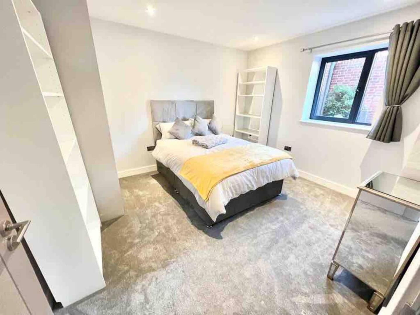 D & D Luxury Apartments Stanmore  Exterior photo